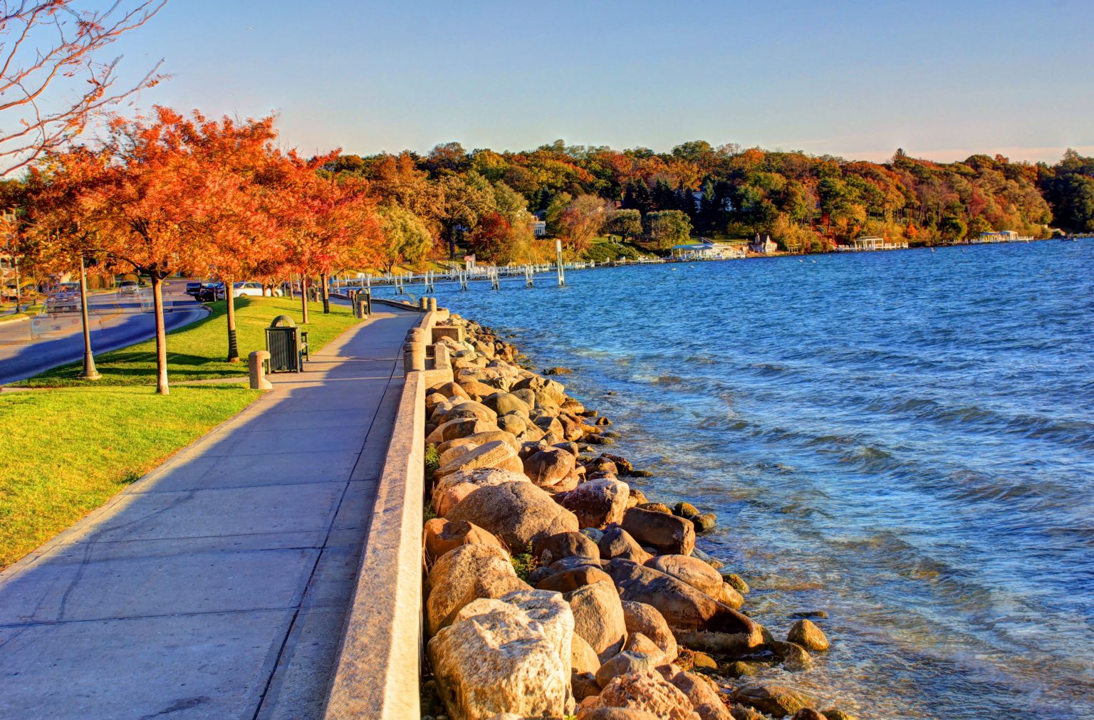 Lake Geneva Shore Path
