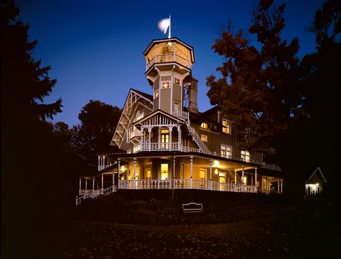 Black Pointe Estate